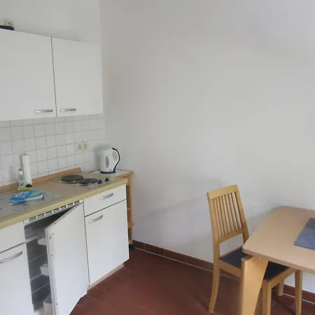 Apartment Franzi 5 *